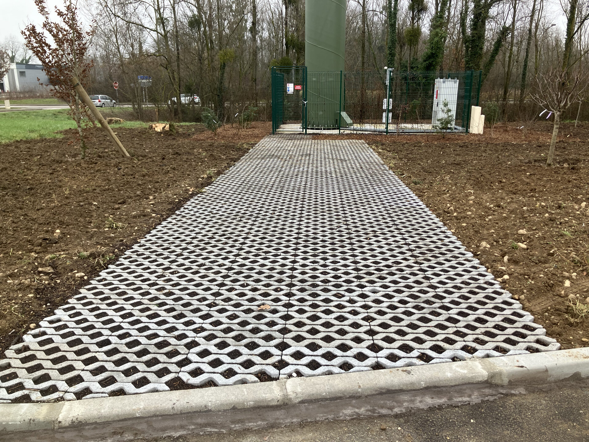 Chemin d’accès en dalles alvéolées